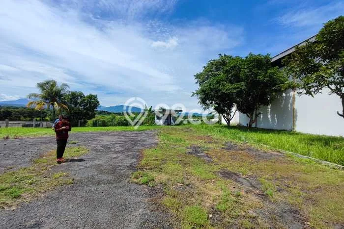 Tanah di Klapanunggal, Luas 184855m², Akses Jalan Utama Tanah di Klapanunggal, Luas 184855m², Akses Jalan Utama
