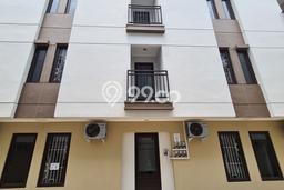 Rumah Minimalis 6 KT di BSD City Tangerang Full Furnished Rumah Minimalis 6 KT di BSD City Tangerang Full Furnished
