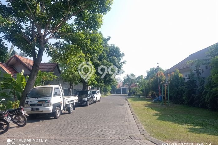 Tanah di Taman, Luas 218m², Lokasi Strategis, Lingkungan Asri, Kontur Datar Tanah di Taman, Luas 218m², Lokasi Strategis, Lingkungan Asri, Kontur Datar