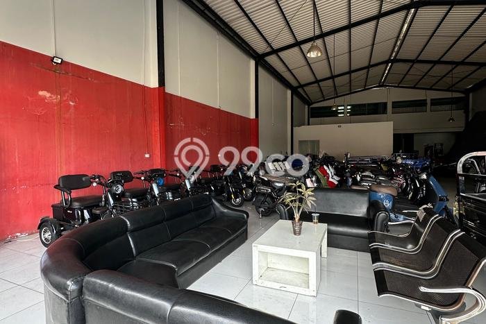 Komersial Dijual Lokasi Stratagis di Ciledug Tangerang Cocok untuk Investasi Komersial Dijual Lokasi Stratagis di Ciledug Tangerang Cocok untuk Investasi