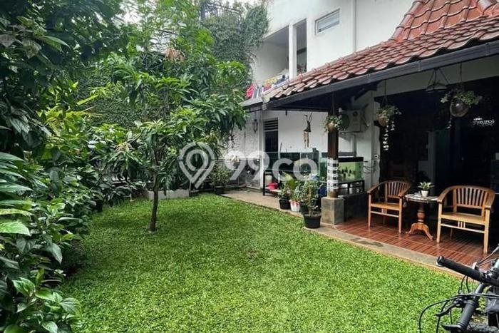 Rumah Elit Modern Siap Huni di Tanjung Barat Jakarta Selatan Rumah Elit Modern Siap Huni di Tanjung Barat Jakarta Selatan