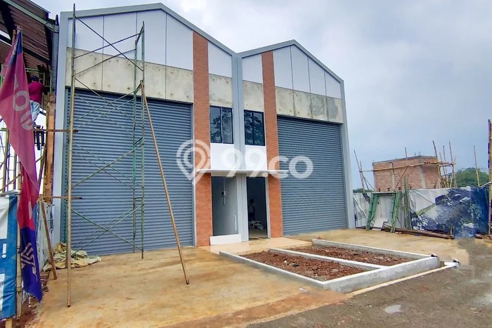 Lokasi Strategis! Dijual Gudang Bisnis di Parung, Bogor Kondisi Baik Lokasi Strategis! Dijual Gudang Bisnis di Parung, Bogor Kondisi Baik
