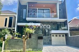 Rumah Berkualitas area Citraland, Surabaya, Luas 210m² LB 330m² - BISA KPR! Rumah Berkualitas area Citraland, Surabaya, Luas 210m² LB 330m² - BISA KPR!