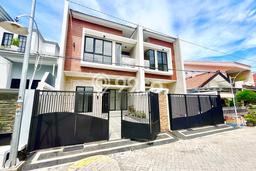 HUNIAN BERKELAS! Rumah Premium Mulyosari, Surabaya, LT 75m² LB 120m² HUNIAN BERKELAS! Rumah Premium Mulyosari, Surabaya, LT 75m² LB 120m²