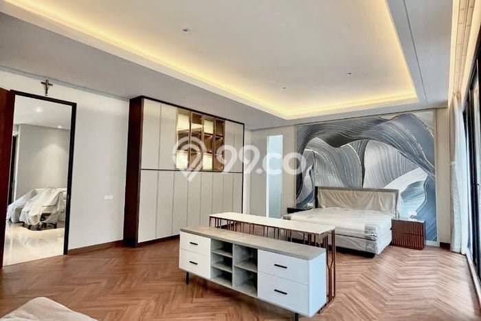 Rumah Elit Modern Tanpa Renovasi di Sukomanunggal Surabaya Rumah Elit Modern Tanpa Renovasi di Sukomanunggal Surabaya