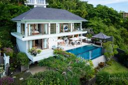 Ready to Use! Luxury House LT 1500m2 Desain Elegan di Uluwatu Ready to Use! Luxury House LT 1500m2 Desain Elegan di Uluwatu