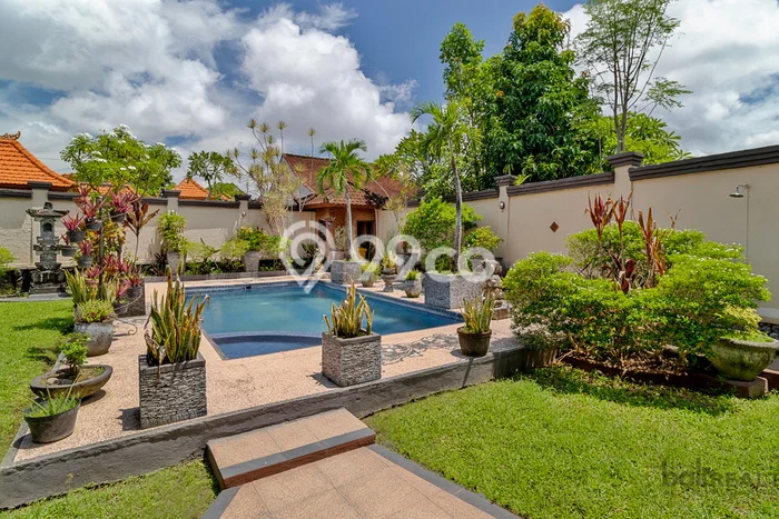 Vila Kawasan , Luas 700m2m², Akses Mudah Fasilitas Umum Vila Kawasan , Luas 700m2m², Akses Mudah Fasilitas Umum