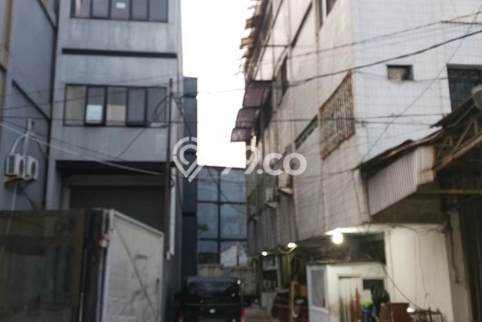 Gudang Dijual di Jakarta Pusat LT 1299m2 & LB 3228m2 Lokasi Terbaik! Gudang Dijual di Jakarta Pusat LT 1299m2 & LB 3228m2 Lokasi Terbaik!