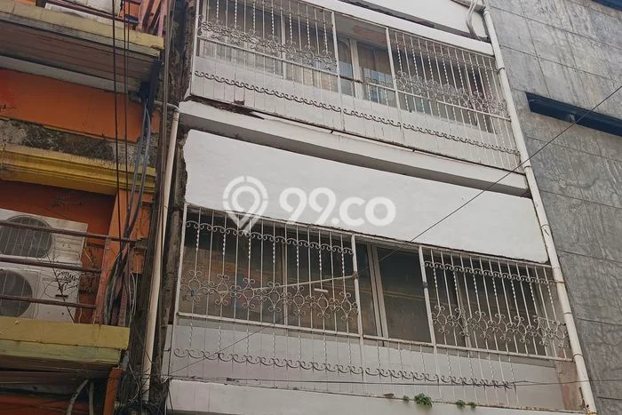 Ruko Bagus Dijual LB 210m2 Lokasi Strategis Jakarta Pusat Area Cocok untuk Berbisnis Ruko Bagus Dijual LB 210m2 Lokasi Strategis Jakarta Pusat Area Cocok untuk Berbisnis