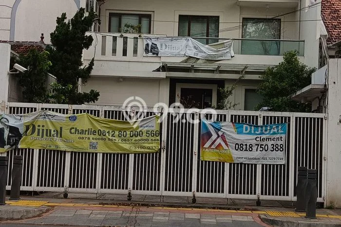 Hunian Mewah Dijual LT 363m2 di Menteng, Jakarta Pusat Hunian Mewah Dijual LT 363m2 di Menteng, Jakarta Pusat