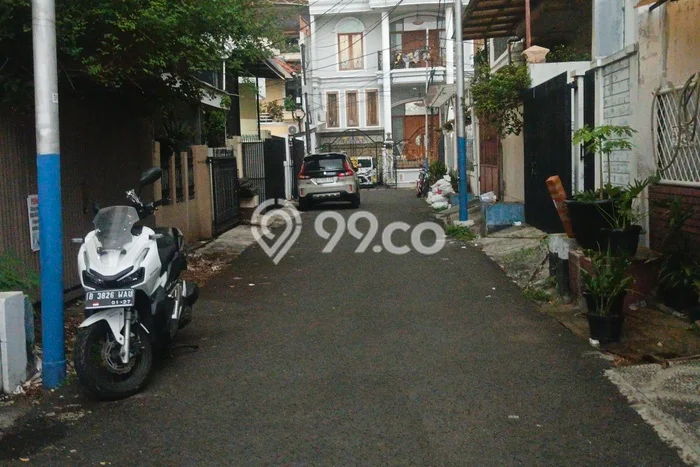 Dijual Hunian Rumah Terawat 5 KT di Tomang, Jakarta Barat Dijual Hunian Rumah Terawat 5 KT di Tomang, Jakarta Barat