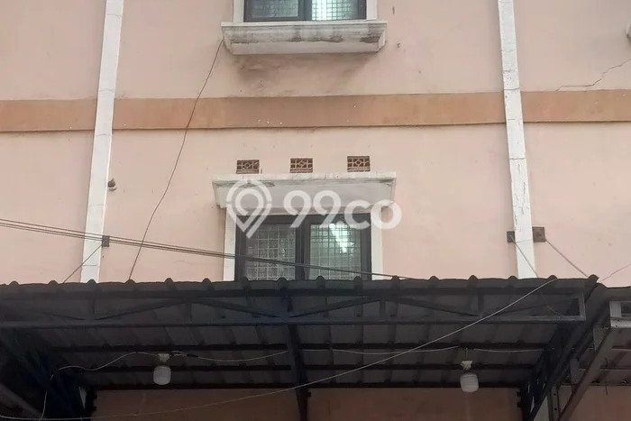 Unit Ruko Dijual di Tanah Abang Jakarta Pusat Luas Tanah 67m2, Luas Bangunan 300m2 Unit Ruko Dijual di Tanah Abang Jakarta Pusat Luas Tanah 67m2, Luas Bangunan 300m2