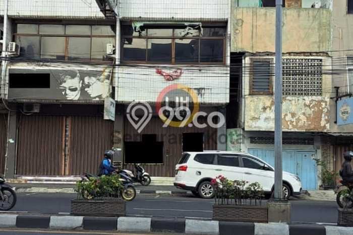Lokasi Strategis! Dijual Ruko Bisnis di Semarang Timur, Semarang Kondisi Bagus Lokasi Strategis! Dijual Ruko Bisnis di Semarang Timur, Semarang Kondisi Bagus