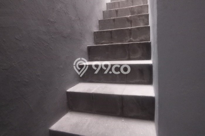 Jual Rumah Bagus Siap Huni LB 200m2 di Karawaci, Tangerang Jual Rumah Bagus Siap Huni LB 200m2 di Karawaci, Tangerang