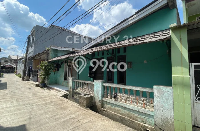 Rumah Modern Cantik 7 Kamar Siap Huni di Karawaci Rumah Modern Cantik 7 Kamar Siap Huni di Karawaci