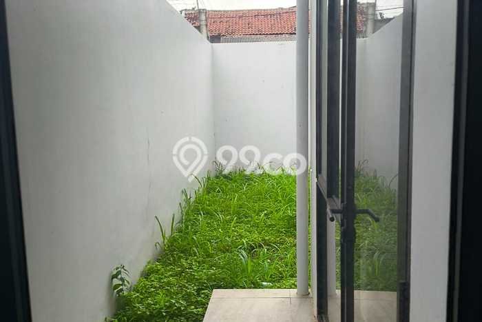 Rumah Disewakan Tangerang LT 113m2 LB 55m2 Area Lippo Karawaci Rumah Disewakan Tangerang LT 113m2 LB 55m2 Area Lippo Karawaci