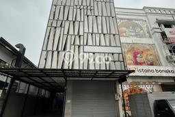 Unit Ruko Dijual di Tangerang LT 124m2 & LB 340m2 Unit Ruko Dijual di Tangerang LT 124m2 & LB 340m2