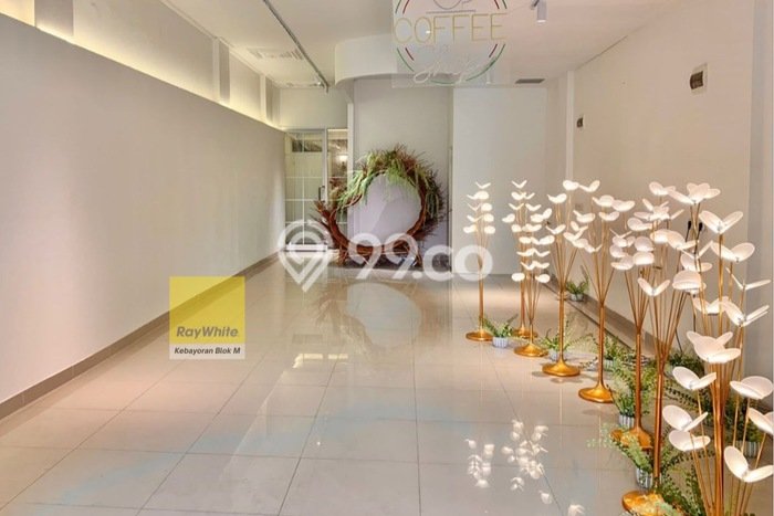 Ruko Dijual di Prime Area Jakarta Selatan Luas 243m2 Ruko Dijual di Prime Area Jakarta Selatan Luas 243m2
