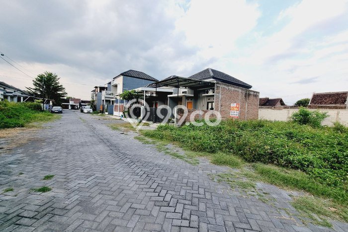 Tanah Lokasi Strategis di Kartosuro, Luas 102m², Lingkungan Nyaman, Akses Kartosuro, Sukoharjo, Sukoharjo Tanah Lokasi Strategis di Kartosuro, Luas 102m², Lingkungan Nyaman, Akses Kartosuro, Sukoharjo, Sukoharjo