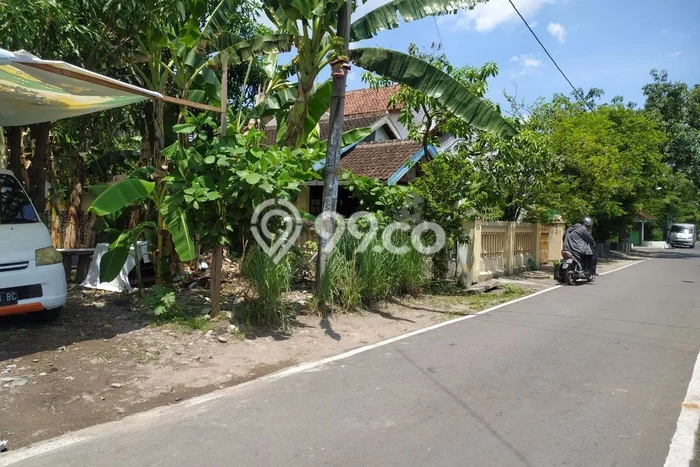 Tanah Strategis Dijual di Banjarsari Surakarta 310m2 Tanah Strategis Dijual di Banjarsari Surakarta 310m2