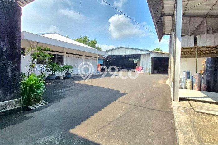 Area Ramai! Komersial Dijual di Colomadu untuk Bisnis Luas Bangunan 1000m2 Area Ramai! Komersial Dijual di Colomadu untuk Bisnis Luas Bangunan 1000m2