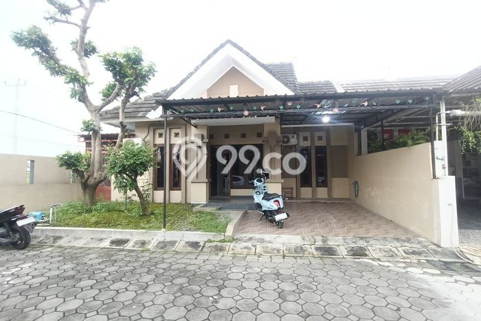 Disewakan Segera Rumah Kondisi Bagus di Kawasan Colomadu, Karanganyar Disewakan Segera Rumah Kondisi Bagus di Kawasan Colomadu, Karanganyar