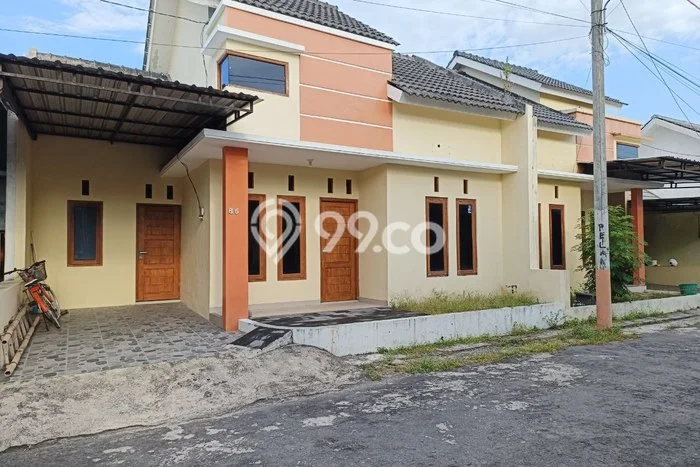 Rumah kawasan Colomadu, Akses ke Pusat Kota, 2 KT, LT 85m² LB 50m² Rumah kawasan Colomadu, Akses ke Pusat Kota, 2 KT, LT 85m² LB 50m²