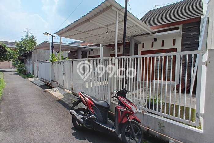 Disewakan Cepat Rumah Kondisi Baik di Kawasan Laweyan, Surakarta Disewakan Cepat Rumah Kondisi Baik di Kawasan Laweyan, Surakarta