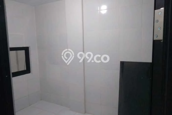Rumah Mewah LB 160m2 Siap Huni Desain Elegan di Angke, Jakarta Barat Rumah Mewah LB 160m2 Siap Huni Desain Elegan di Angke, Jakarta Barat