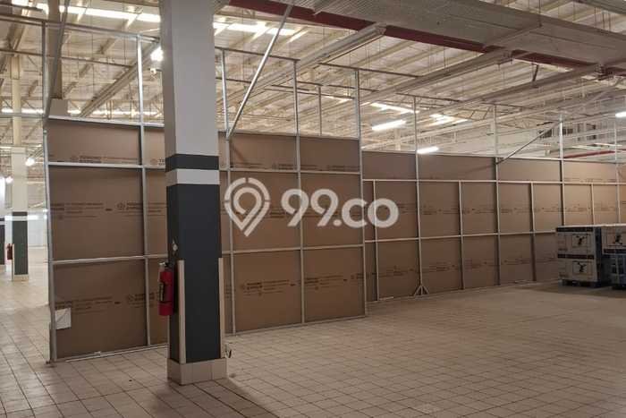 Unit Gudang disewakan di Jati Uwung Tangerang dengan LT 15000m2 / LB 7117m2 Unit Gudang disewakan di Jati Uwung Tangerang dengan LT 15000m2 / LB 7117m2