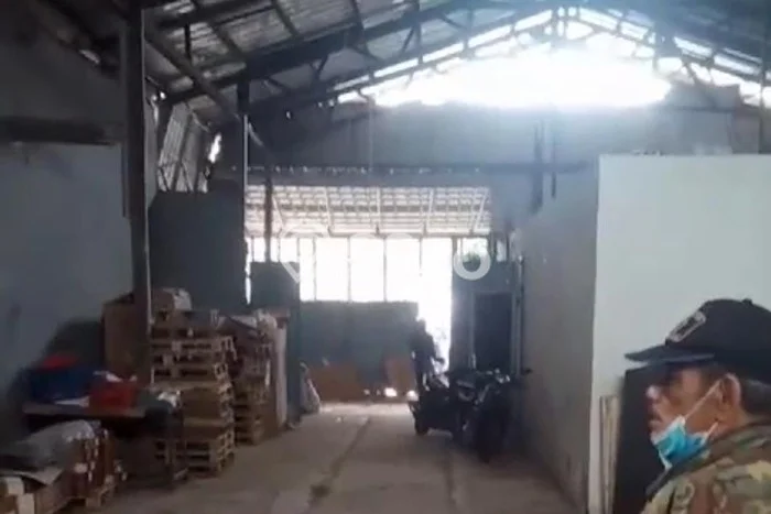 Gudang Lokasi Premium Kawasan Pinang, Luas 232m², Disewakan, Pusat Komersial Gudang Lokasi Premium Kawasan Pinang, Luas 232m², Disewakan, Pusat Komersial