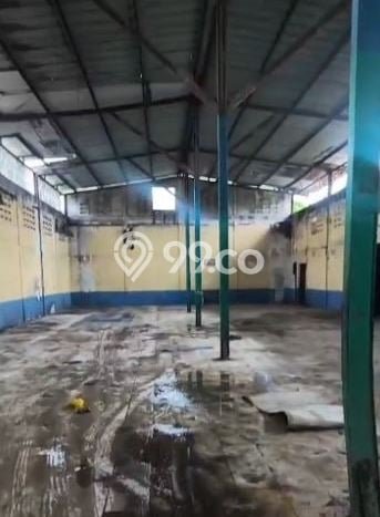 Gudang Disewakan di Area Ramai Curug, Tangerang Gudang Disewakan di Area Ramai Curug, Tangerang