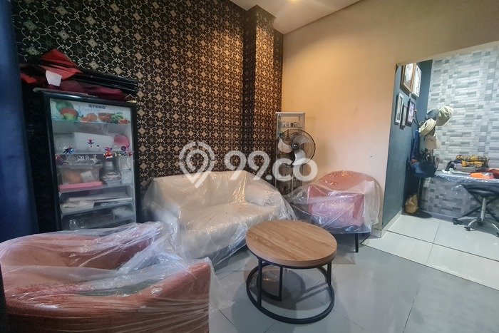 Rumah Strategis Minimalis Lb 240m2 di Serpong, Tangerang Selatan Rumah Strategis Minimalis Lb 240m2 di Serpong, Tangerang Selatan