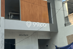 Jual Rumah Bagus Siap Huni LB 90m2 di Serpong, Tangerang Selatan Jual Rumah Bagus Siap Huni LB 90m2 di Serpong, Tangerang Selatan