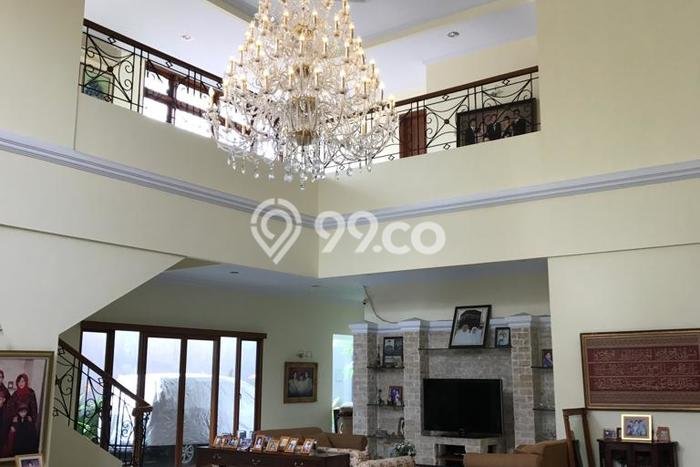 Rumah Eksklusif Siap Huni LT 537m2 di Menteng, Jakarta Pusat Rumah Eksklusif Siap Huni LT 537m2 di Menteng, Jakarta Pusat