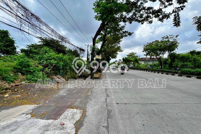 Untuk Disewa Tanah di Seminyak Badung Seluas 1760m2 Untuk Disewa Tanah di Seminyak Badung Seluas 1760m2