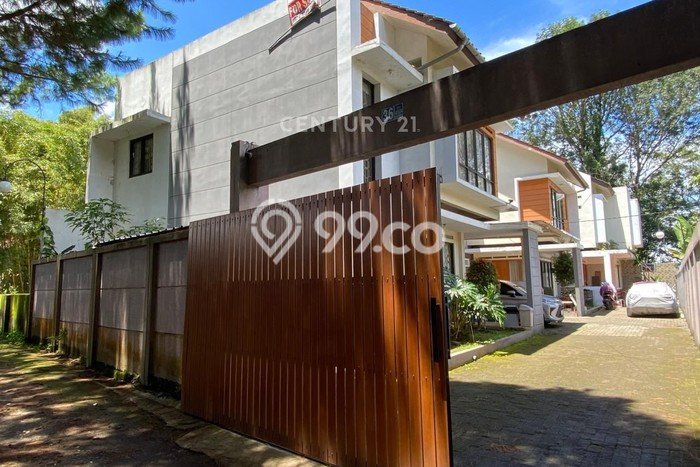 Rumah Modern Minimalis 4 Kamar Bisa Langsung Pindah di Ngamprah Rumah Modern Minimalis 4 Kamar Bisa Langsung Pindah di Ngamprah