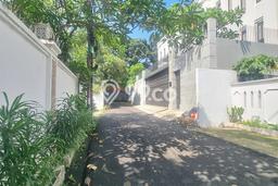 Kavling Tanah untuk Dijual di Kemang, Jakarta Selatan, Luas 195m2 Kavling Tanah untuk Dijual di Kemang, Jakarta Selatan, Luas 195m2