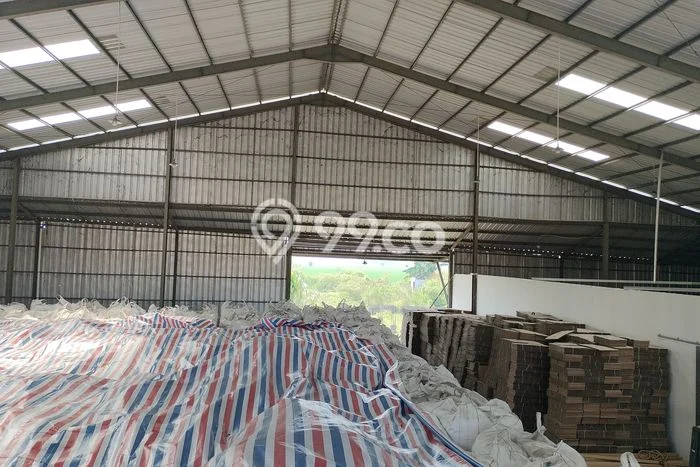 Gudang Dijual di Karawang Timur Karawang dengan LB 1659m2 Gudang Dijual di Karawang Timur Karawang dengan LB 1659m2