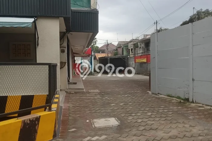 Ruko Bagus Dijual LB 200m2 Lokasi Strategis Jakarta Timur Area Cocok untuk Berbisnis Ruko Bagus Dijual LB 200m2 Lokasi Strategis Jakarta Timur Area Cocok untuk Berbisnis