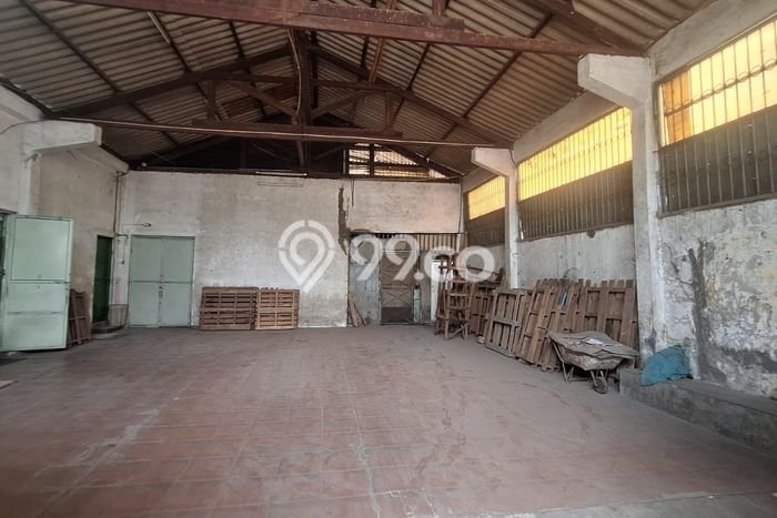 Gudang Kawasan , Luas 330m2m², Lokasi Premium Gudang Kawasan , Luas 330m2m², Lokasi Premium
