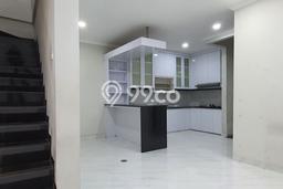 Rumah Elit Modern Siap Huni di Pantai Indah Kapuk Jakarta Utara Rumah Elit Modern Siap Huni di Pantai Indah Kapuk Jakarta Utara