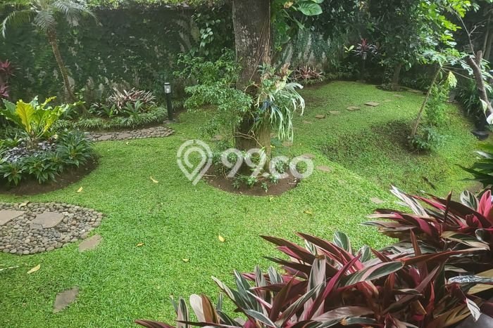 Jual Rumah Mewah Elegan Dengan View Cantik di Cigadung, Bandung Jual Rumah Mewah Elegan Dengan View Cantik di Cigadung, Bandung