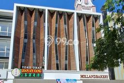 Unit Ruko Dijual di Rungkut Surabaya Luas Tanah 105m2, Luas Bangunan 90m2 Unit Ruko Dijual di Rungkut Surabaya Luas Tanah 105m2, Luas Bangunan 90m2