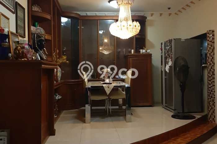 Hunian Mewah LB 266m2 Siap Pakai Desain Elegan di Pakuwon Indah, Surabaya Hunian Mewah LB 266m2 Siap Pakai Desain Elegan di Pakuwon Indah, Surabaya