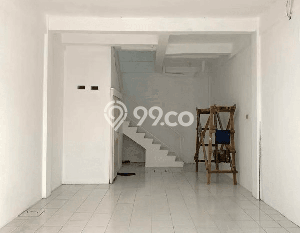 Ruko bagus disewakan di Bubutan Surabaya dengan LB 180m2 harga sewa terbaik Ruko bagus disewakan di Bubutan Surabaya dengan LB 180m2 harga sewa terbaik