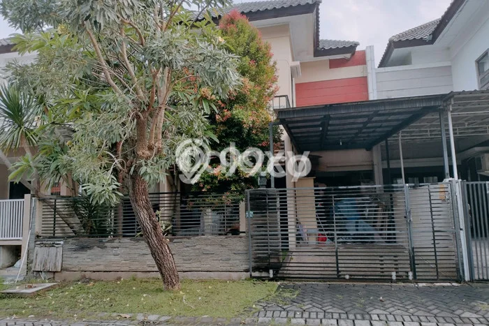 Jual Rumah Strategis Bagus Punya 4 KT di Lakarsantri Surabaya SHM Jual Rumah Strategis Bagus Punya 4 KT di Lakarsantri Surabaya SHM