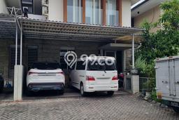 Jual Rumah Mewah Elegan Dengan View Cantik di Mulyosari, Surabaya Jual Rumah Mewah Elegan Dengan View Cantik di Mulyosari, Surabaya