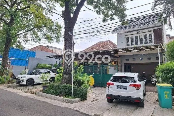 Ready to Use! Premium House LT 437m2 Desain Modern di Sayap Dago Ready to Use! Premium House LT 437m2 Desain Modern di Sayap Dago