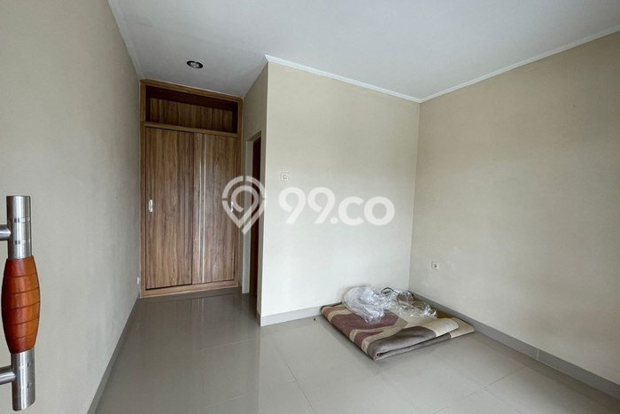 Dijual Hunian Rumah Terawat 4 KT di Parongpong, Bandung Dijual Hunian Rumah Terawat 4 KT di Parongpong, Bandung